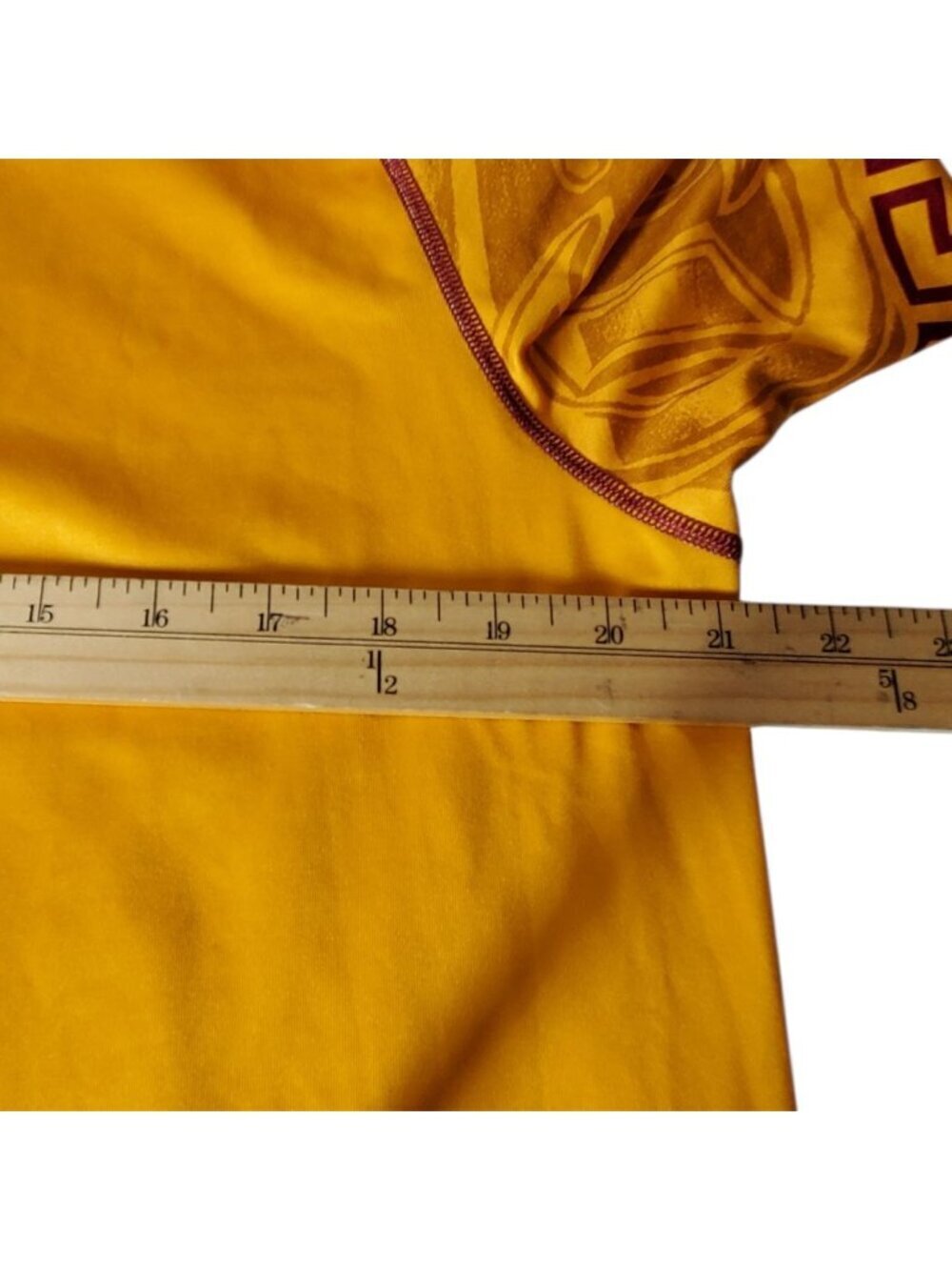 Nike USC Trojans Short-Sleeve Raglan T-Shirt Yellow & Maroon Large - Picture 9 of 13